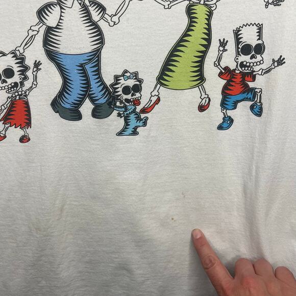 The Simpson Halloween Graphic T-Shirt Size Medium Skeletons with Flaw - Picture 4 of 8